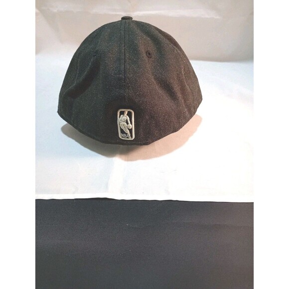 Chicago Bulls New Era 59FIFTY Fitted Size 8 Gray/Red NBA Basketball Cap 6 Panel - Picture 5 of 8